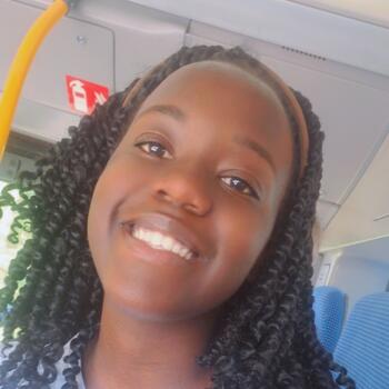 Babysitter i Kolding: BELINDA