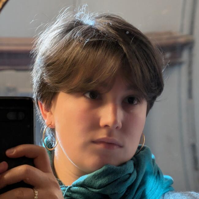 Babysitter in Maynooth: Claire