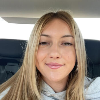 Babysitter Challes-les-Eaux: Lina