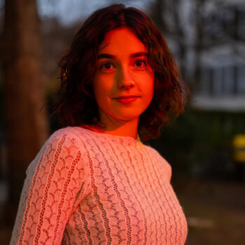 Varuška (Ljubljana): Dora