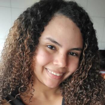 Babysitter in Palhoça: Talita