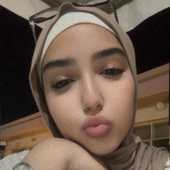 Babysitter in Casablanca: Rayhane