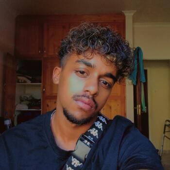 Babysitter in Roodepoort: Camryn