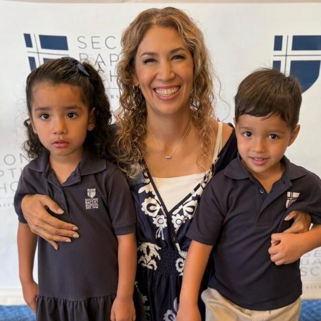 Babysitting job in San Pedro: Cecilia