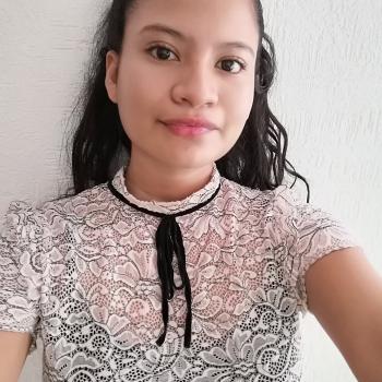 Babysitter Cancún: Hannia