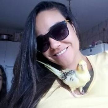Agência de babá em Araçariguama: Aline