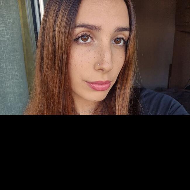 Babysitter a Aicurzio: Francesca