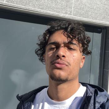 Babysitter in Kista: Ali