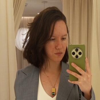 Babysitter in Senador Canedo: Ana