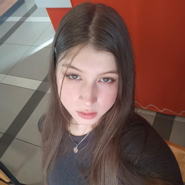 Babysitter in Tarragona: Katherine Gómez Jiménez