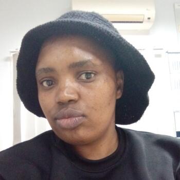 Babysitting job in Soweto: babysitting job Maneo Gloria