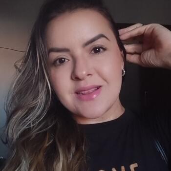 Babysitter em Seroa: Denylara