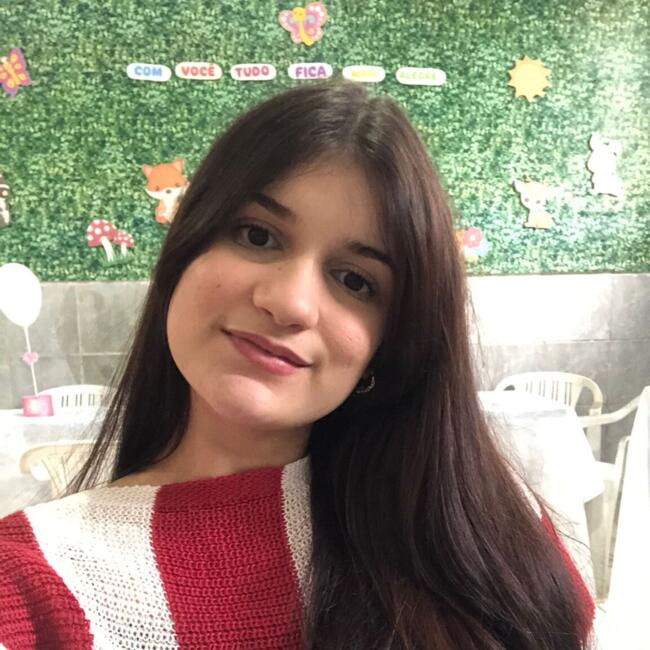Babysitter in Recife: Ana Clara