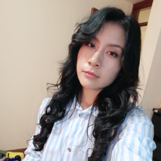 Babysitter in Quito: Evelyn