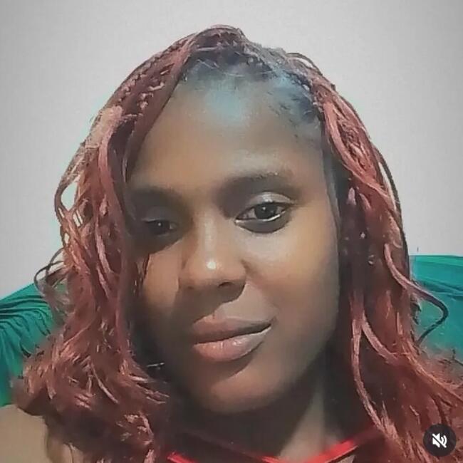Babysitter in Uberaba: Yasminn