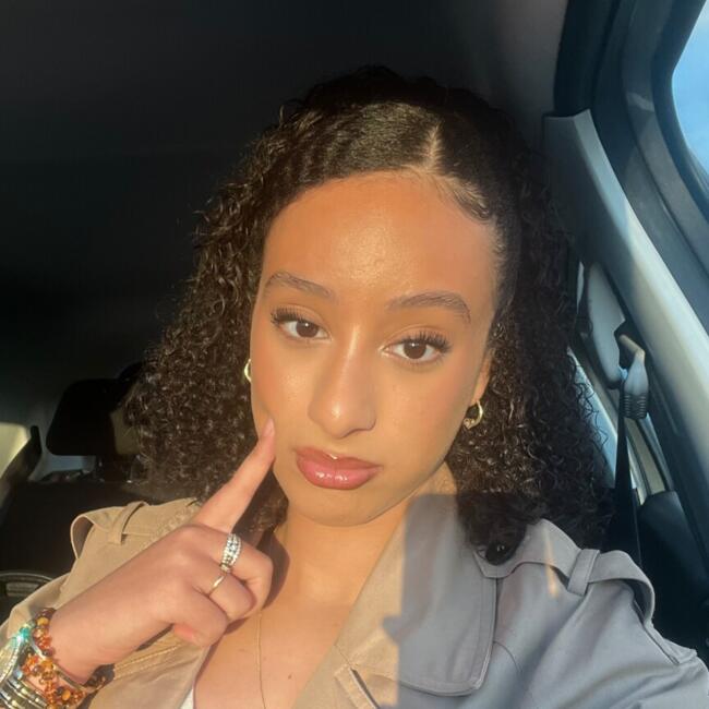 Babysitter in Montereau-Fault-Yonne: Marwa