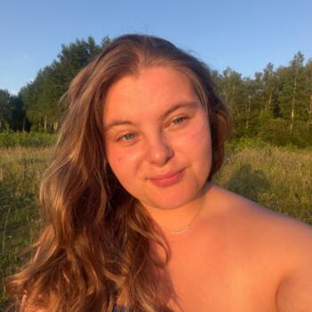 Oppas in Huizen: Julia