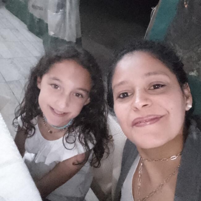Babysitter in Barcelona: Carolina Fernanda