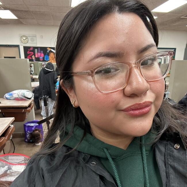 Babysitter in Borough of Queens: Nataly