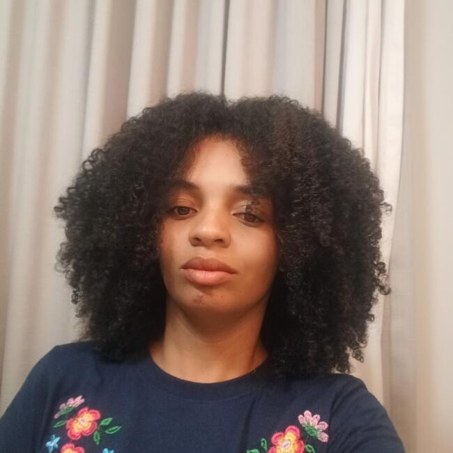 Babysitting job in Uberlândia: Stephanie