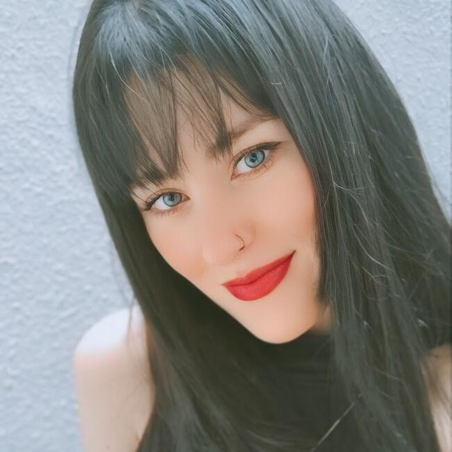 Babá em Belo Horizonte: Íris