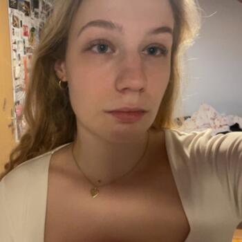 Babysitter in Linz: Eva