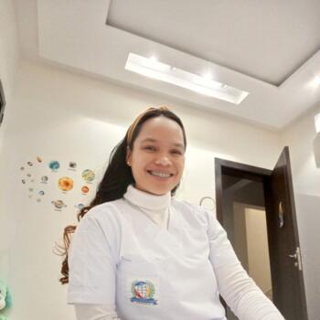 Babysitter Dubai: Gleen Dobluis