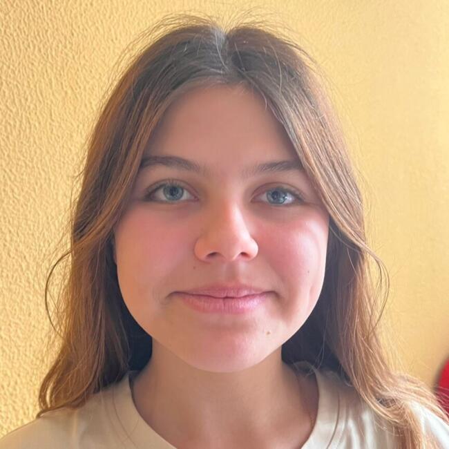 Babysitter in Sintra: Clara