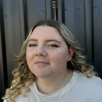 Babysitter a Perth: Bella