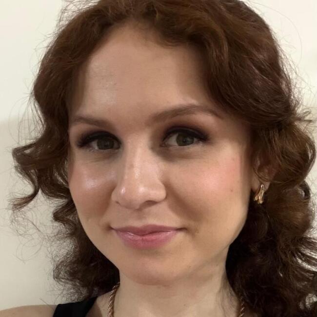 Babysitter in Maringá: Beatriz Carriel de Melo