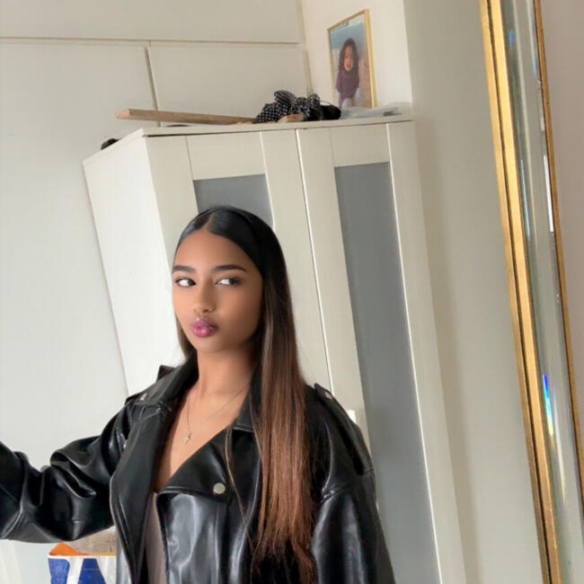 Babysitter in The Hague: Deshayra