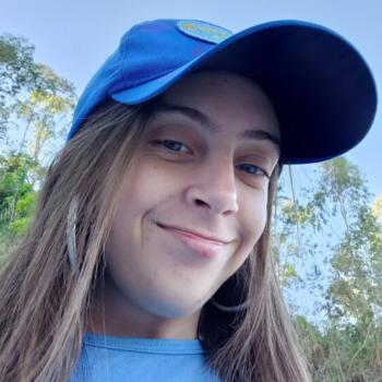 Babysitter in Barbacena: Tainá