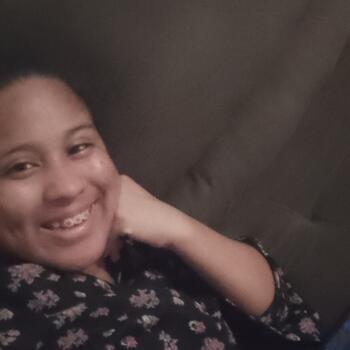 Babysitter in Manaus: Elizângela