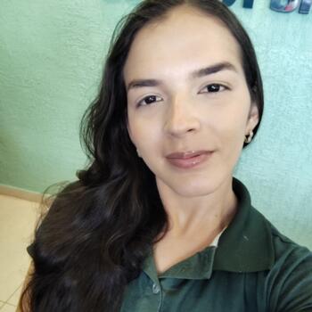 Babysitter in Carpina: Maria