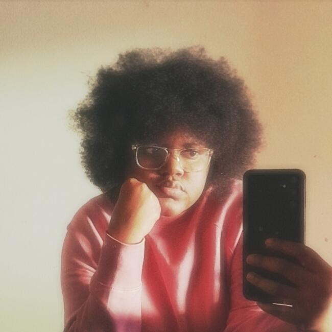 Babysitter em Marinha Grande: Ana Carolina