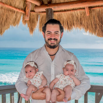 Padre/madre Monterrey: Adrian