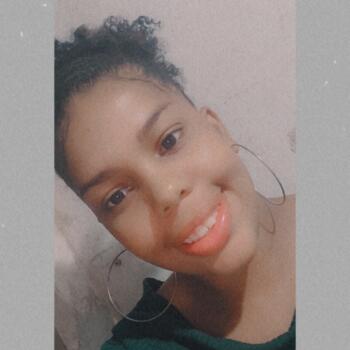 Babysitter Rio de Janeiro: Stefani