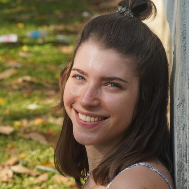 Baby-sitter in Gold Coast: Rebeka