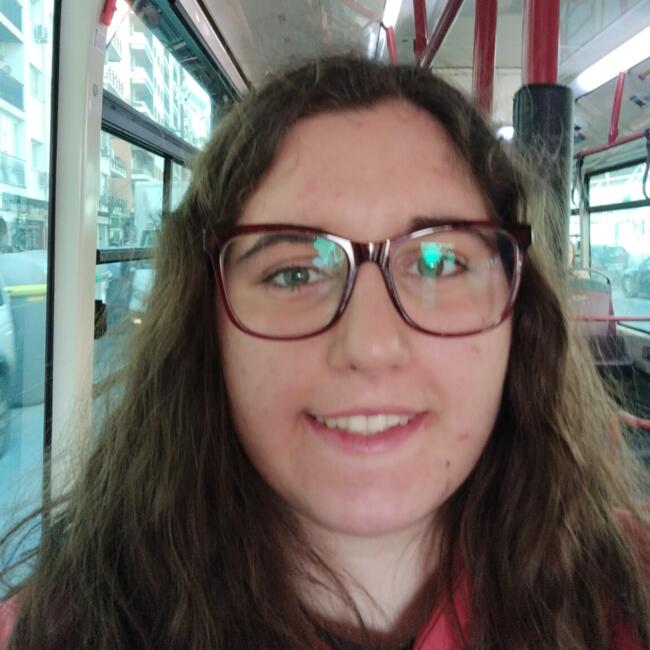 Babysitter in Seville: Elena