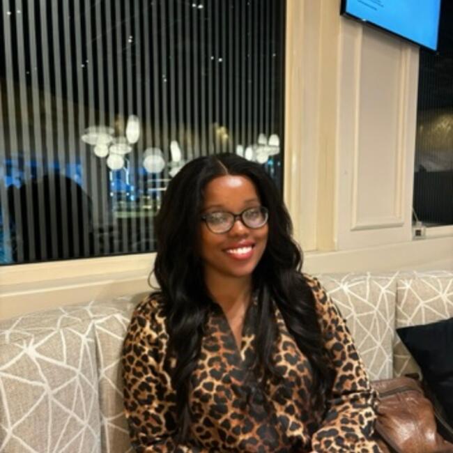 Babysitter in Despatch: Lisakhanya