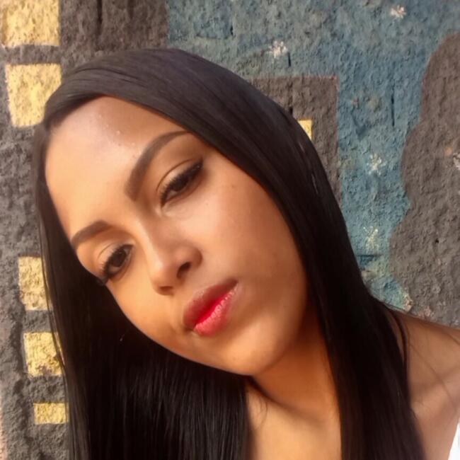 Babysitter in Senador Canedo: Ana