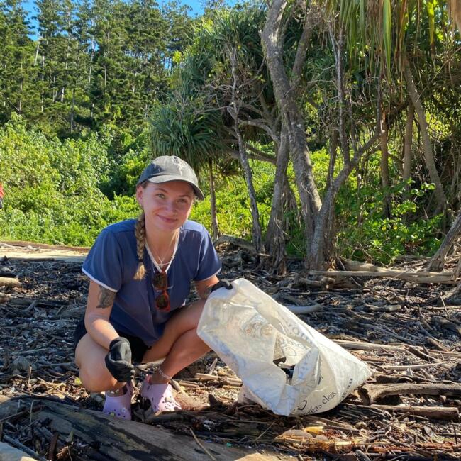 Babysitter in Cannonvale: Megan