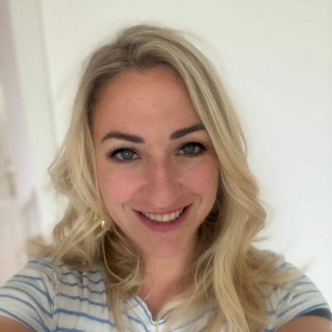 Babysitter Job in Wilhering: Verena