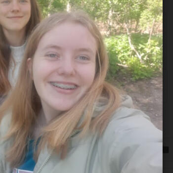 Babysitter in Dronten: Julia