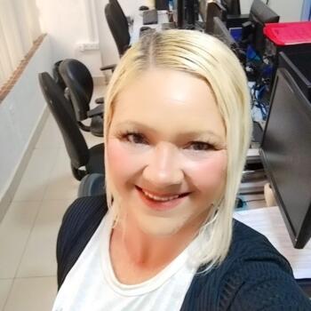 Babysitter in Parnamirim: Joana