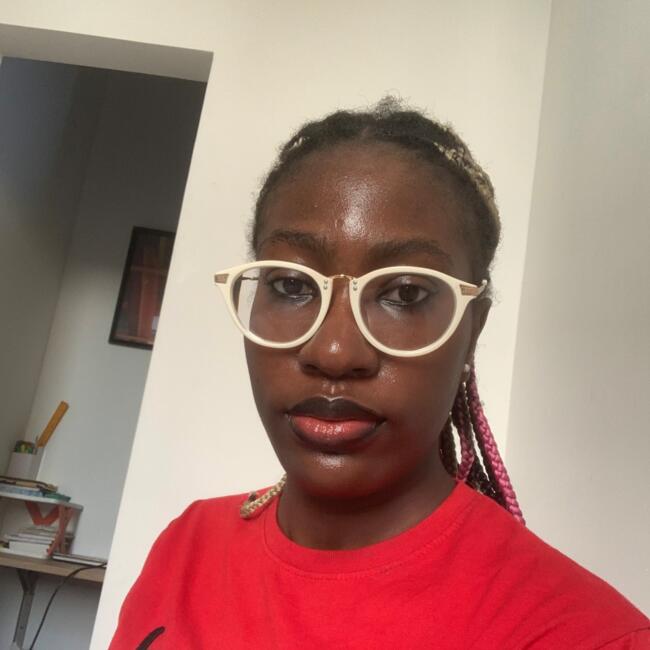 Babysitter in Katowice: Lynda