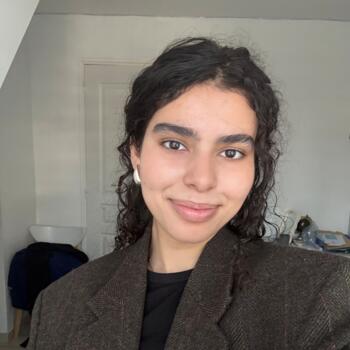 Babysitter in Ronchin: Assia