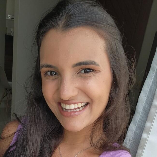 Babysitting job in Porto Seguro: Nathalia