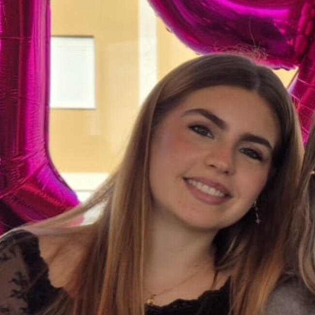 Babysitter in Aveiro: Bruna