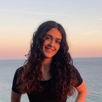 Babysitter em Guimarães: Laura